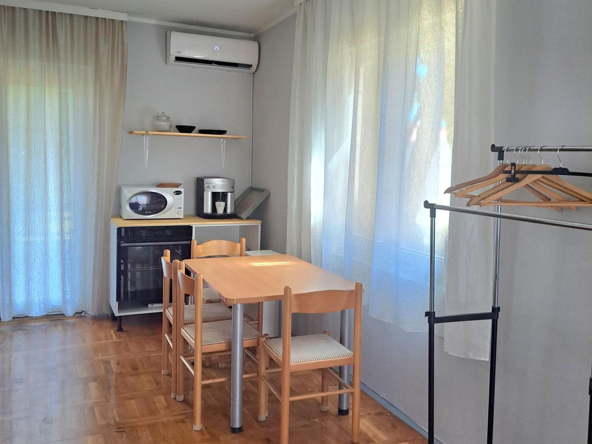 Svitlana Apartment Sukosan